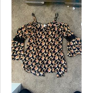 women’s blouse